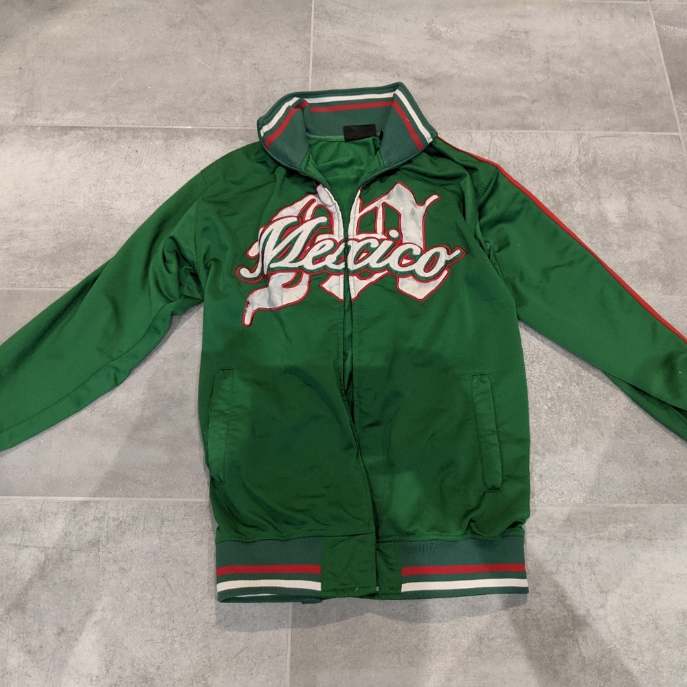 Victorious Mexico branded jogger jacket